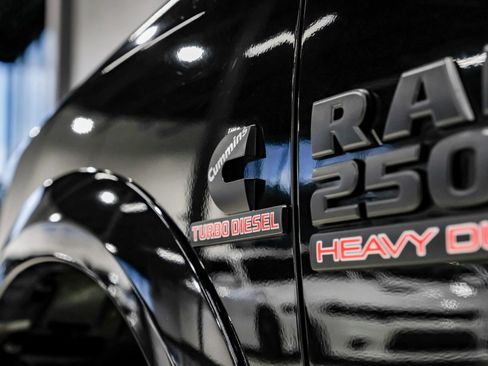 Used 2016 RAM 2500 Laramie w/ Sport Appearance Group AWD/4WD image 65