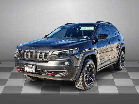 Used 2022 Jeep Cherokee Trailhawk w/ Trailer Tow Group image 3