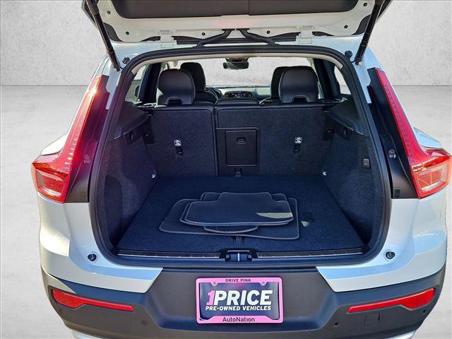 Used 2025 Volvo XC40 B5 Ultra w/ Climate Package AWD/4WD image 6