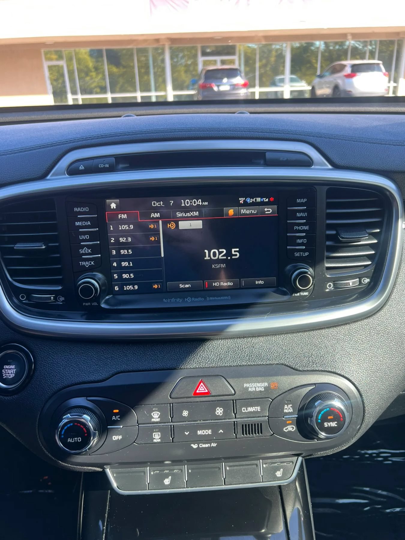 Used 2016 Kia Sorento SX FWD image 10