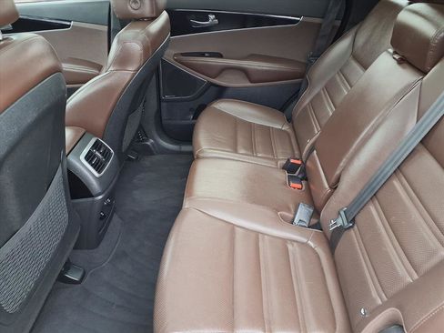 Used 2020 Kia Sorento SX image 11