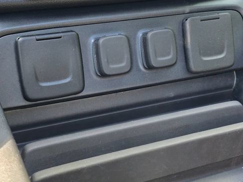 Used 2018 GMC Sierra 1500 SLT AWD/4WD image 40