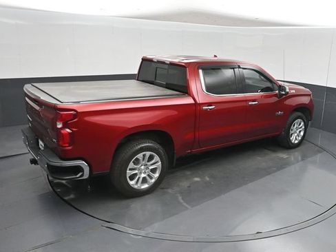 Used 2023 Chevrolet Silverado 1500 LTZ AWD/4WD image 38