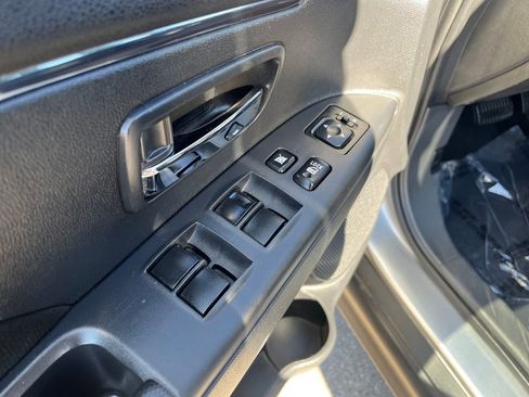 Used 2025 Mitsubishi Outlander Sport SE AWD/4WD image 14