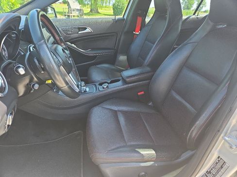 Used 2015 Mercedes-Benz GLA 45 AMG 4MATIC image 18
