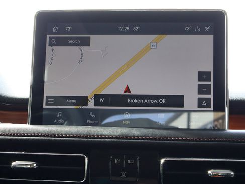 Used 2020 Lincoln Aviator Reserve w/ Equipment Group 201A image 27