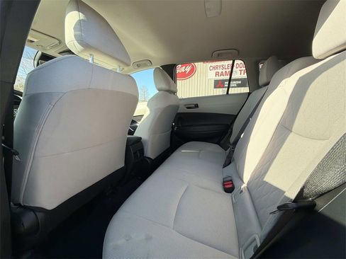Used 2024 Toyota Corolla Cross LE image 15
