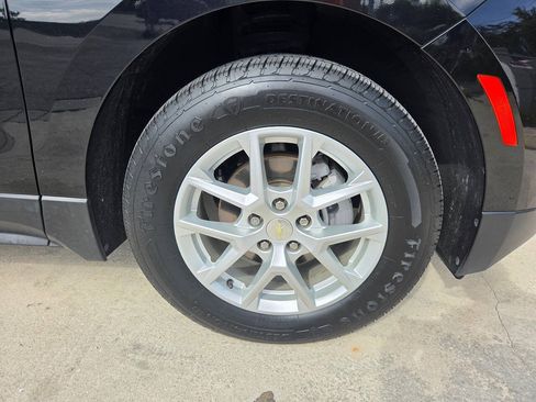Used 2023 Chevrolet Equinox LT FWD image 18