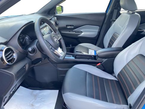 Used 2024 Nissan Kicks SR w/ SR Premium Package FWD image 17