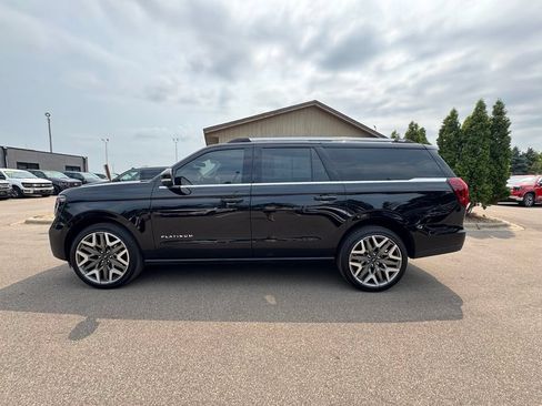 Used 2025 Ford Expedition Max Platinum w/ Platinum Ultimate Package AWD/4WD image 12