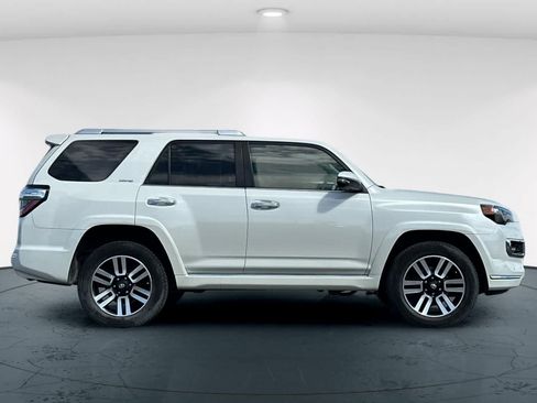 Used 2016 Toyota 4Runner Limited AWD/4WD image 6