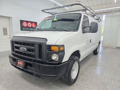 Used 2012 Ford E-150 and Econoline 150 RWD image 8