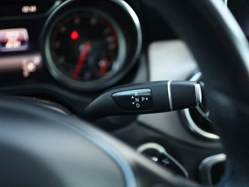 Used 2019 Mercedes-Benz GLA 250 image 23