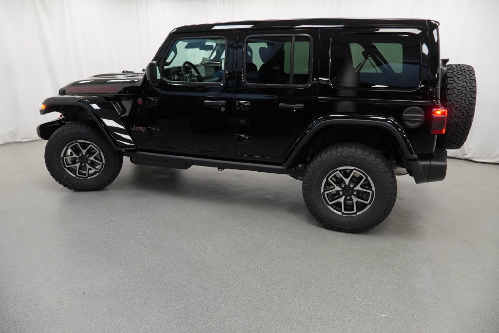 New 2026 Jeep Wrangler Unlimited Rubicon AWD/4WD image 14