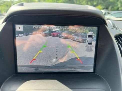Used 2019 Ford Escape SEL AWD/4WD image 17