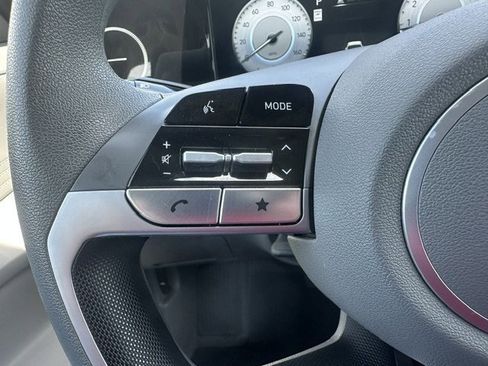 Used 2024 Hyundai Elantra SEL image 19