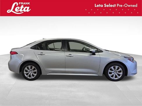 Used 2020 Toyota Corolla LE image 7