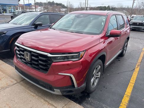 Used 2025 Honda Pilot EX-L image 1