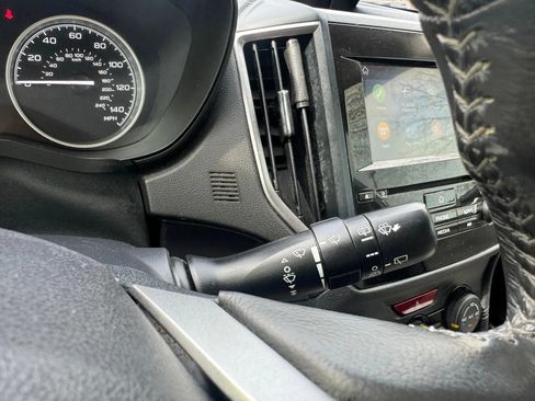 Used 2019 Subaru Forester Premium AWD/4WD image 18