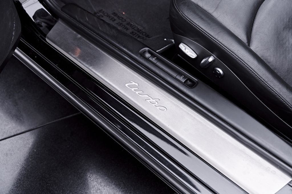 Used 2010 Porsche 911 Turbo AWD/4WD image 47
