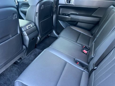 Used 2024 Hyundai Santa Fe SEL image 4