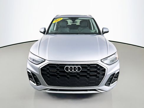 Certified 2025 Audi Q5 2.0T Premium Plus w/ Premium Plus Package image 2