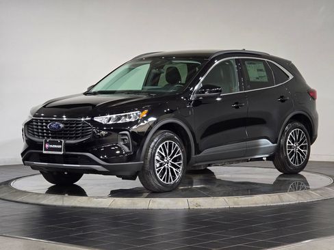 New 2026 Ford Escape SE FWD image 5