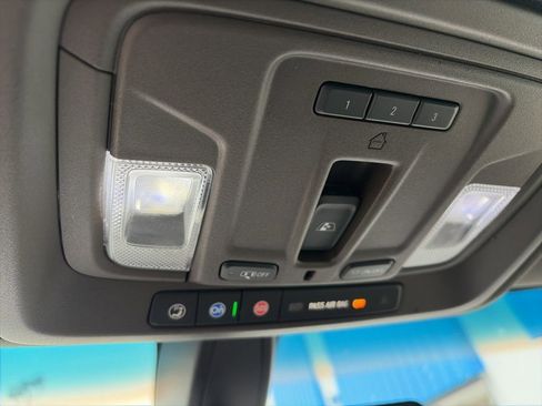 Used 2019 Chevrolet Silverado 1500 LT w/ Texas Edition image 27