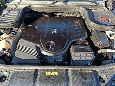 Used 2021 Mercedes-Benz GLS 450 4MATIC image 36