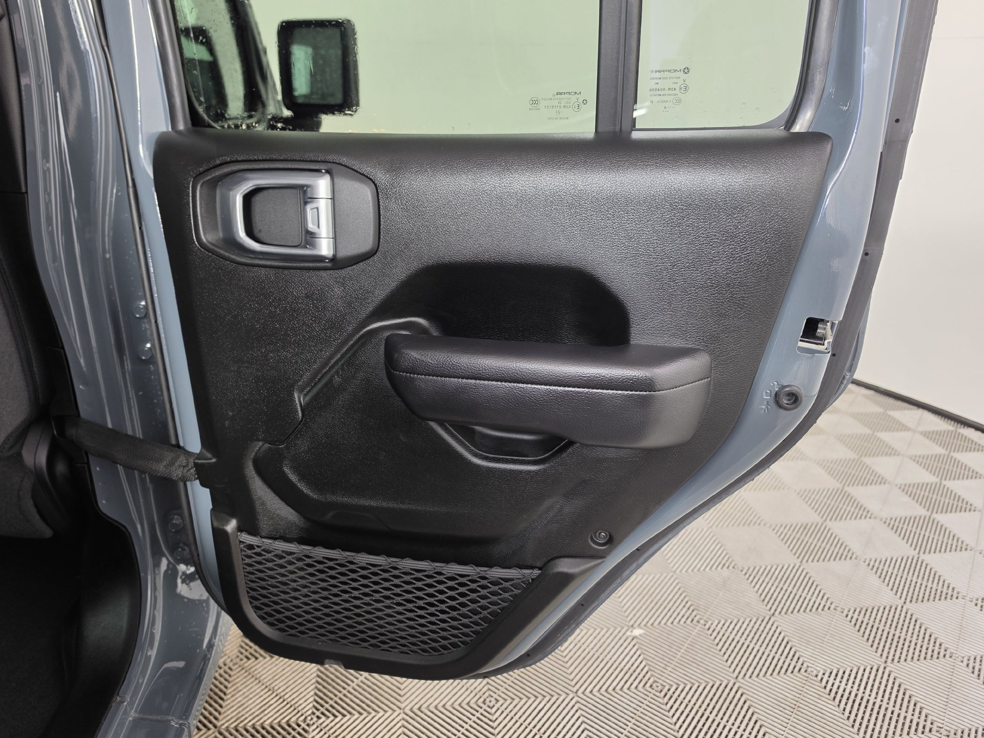Used 2024 Jeep Wrangler Unlimited Sport AWD/4WD image 29