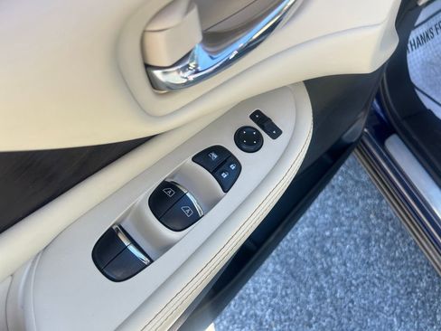 Used 2023 Nissan Murano Platinum w/ Cargo Package image 12