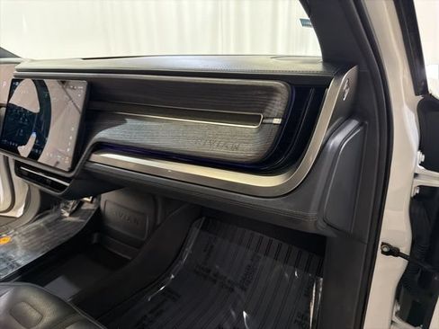 Used 2023 Rivian R1S Adventure AWD/4WD image 25