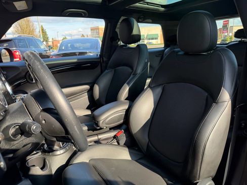 Used 2015 MINI Cooper S image 20