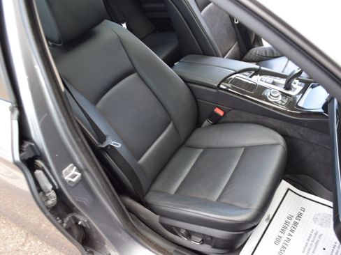 Used 2013 BMW 535i xDrive 535i xDrive AWD image 33