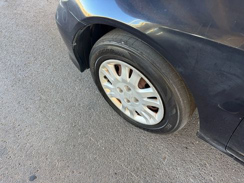 Used 2005 Honda Civic LX image 28