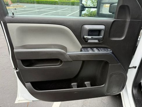 Used 2019 Chevrolet Silverado 2500 W/T w/ WT Convenience Package RWD image 15
