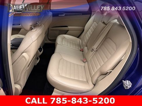 Used 2014 Ford Fusion SE w/ Equipment Group 202A image 14