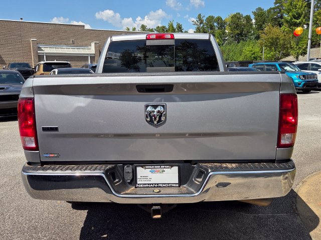 Used 2020 RAM 1500 Classic SLT RWD image 5