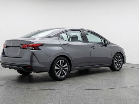 Used 2025 Nissan Versa SV FWD image 9