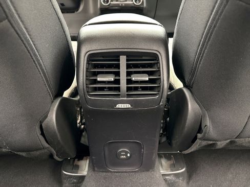 Used 2022 Ford Escape SE w/ Convenience Package image 18