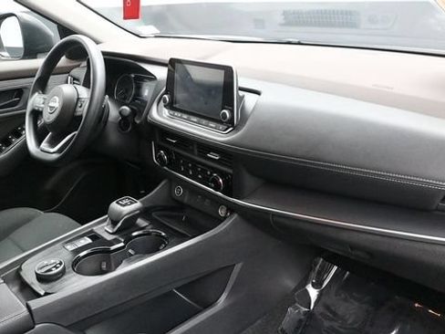 Used 2023 Nissan Rogue S AWD/4WD image 15