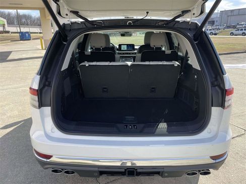 New 2026 Lincoln Aviator Premiere image 10