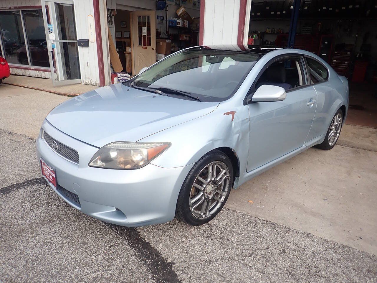 Used 2007 Scion tC FWD image 2