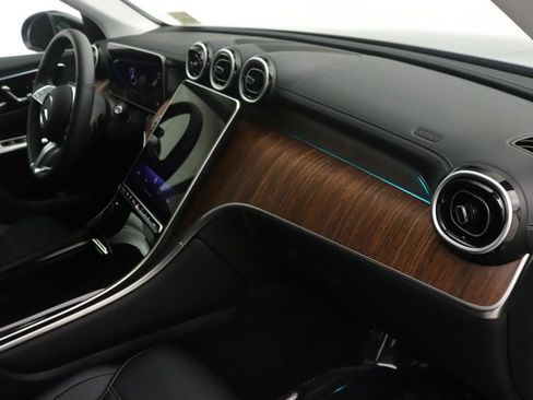 Certified 2025 Mercedes-Benz GLC 350e GLC 350e image 24