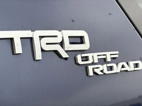 Certified 2020 Toyota 4Runner TRD Off-Road Premium image 32