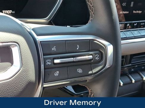 Used 2026 GMC Canyon Denali AWD/4WD image 8