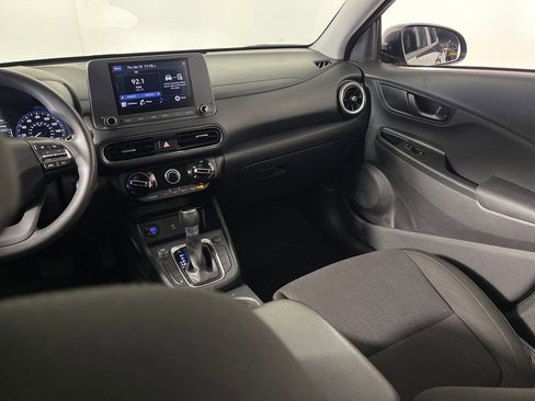 Used 2022 Hyundai Kona SEL image 17