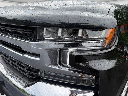 Used 2022 Chevrolet Silverado 1500 LT AWD/4WD image 22