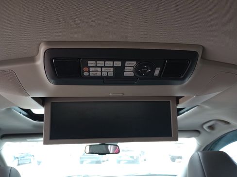 Used 2016 Honda Odyssey Touring Elite image 15