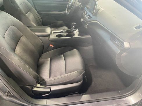 Used 2020 Nissan Altima 2.5 S FWD image 18